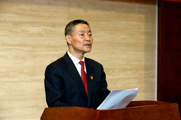 非凡娱乐集团一届一次全委会选举出新一届领导集体 斯泽夫当选非凡娱乐-科技赋能场景,让娱乐更有趣!
党委书记